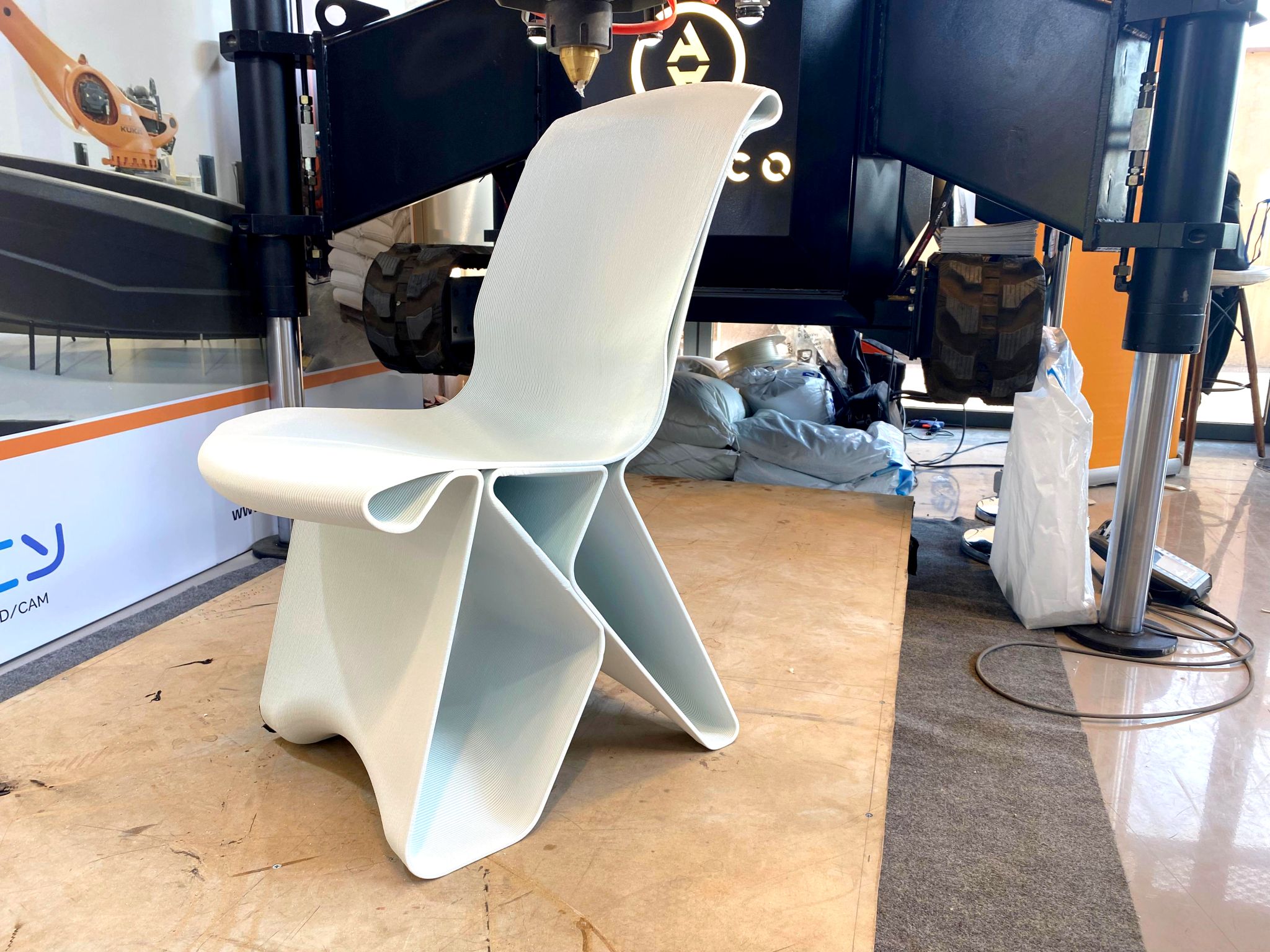 Day 1 at Makina Hangar – Robotics and Automation Solutions Fair!