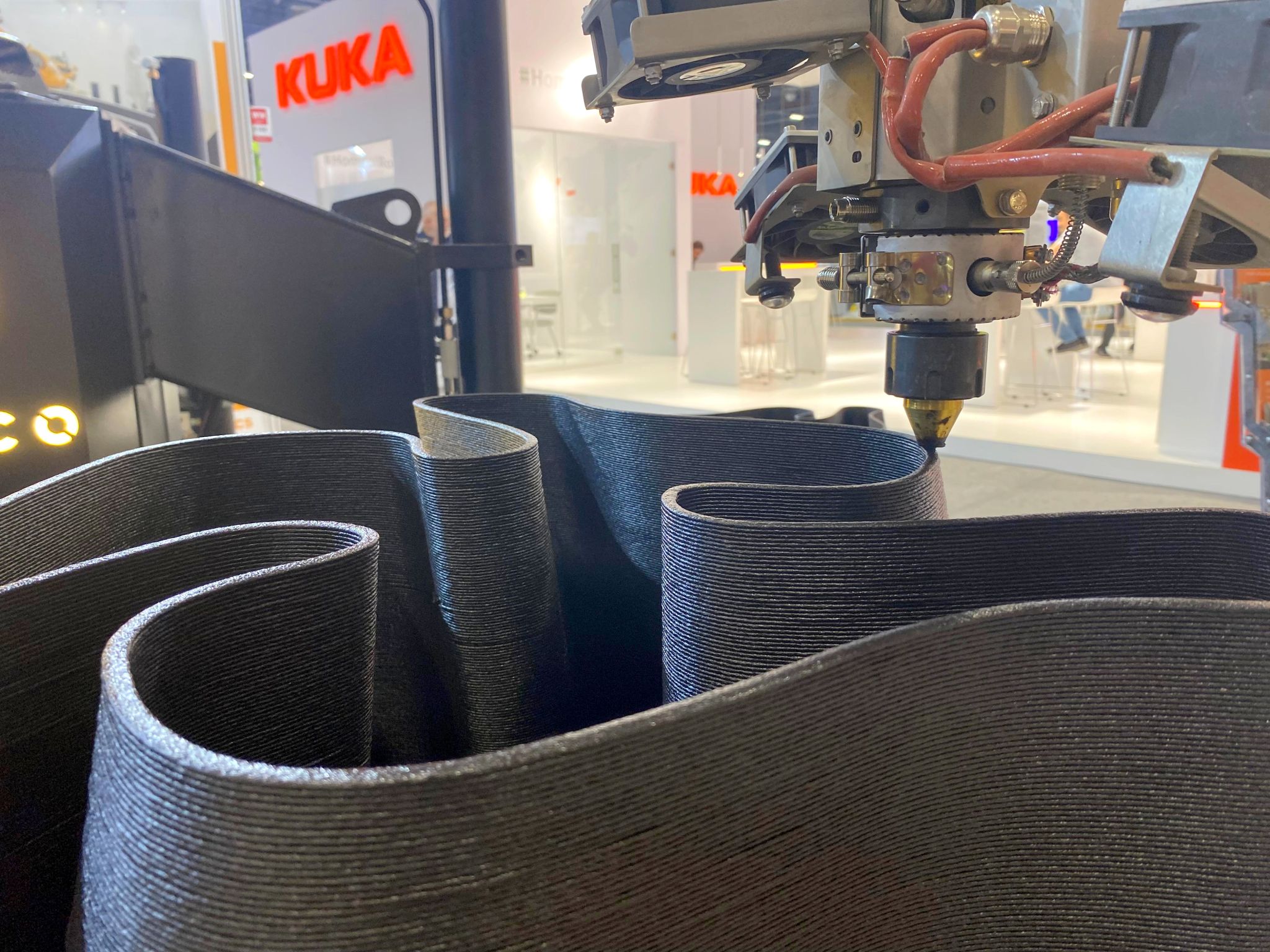 How Large-Format Additive Manufacturing Cuts Costs